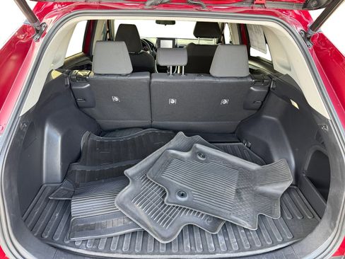Used 2022 Toyota RAV4 XLE w/ Convenience Package AWD/4WD image 17