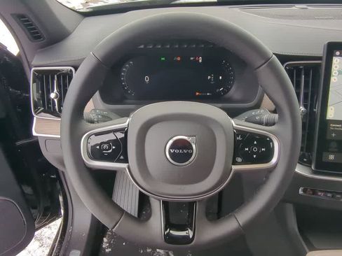 New 2026 Volvo XC90 B5 Plus image 21
