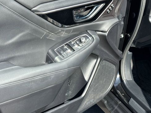 Used 2023 Subaru Outback Limited image 18