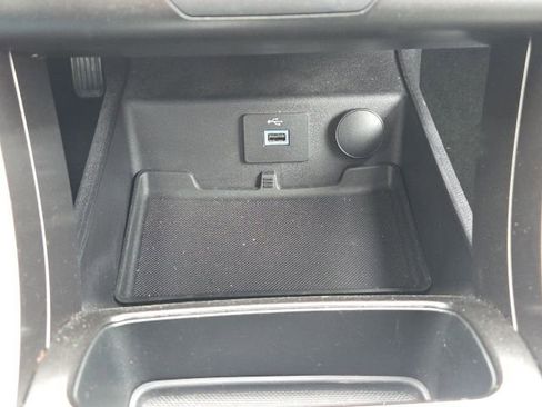 Used 2018 Ford Fusion S image 28