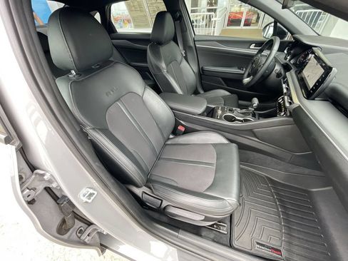 Used 2024 Kia K5 GT-Line w/ GT-Line Premium Package FWD image 27