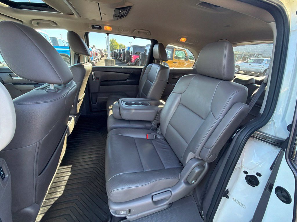 Used 2016 Honda Odyssey Touring image 32
