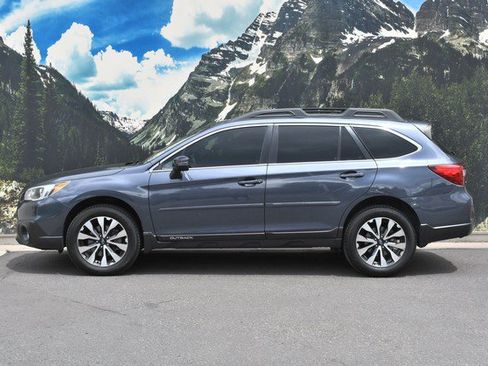 Used 2017 Subaru Outback 3.6R Limited AWD/4WD image 7