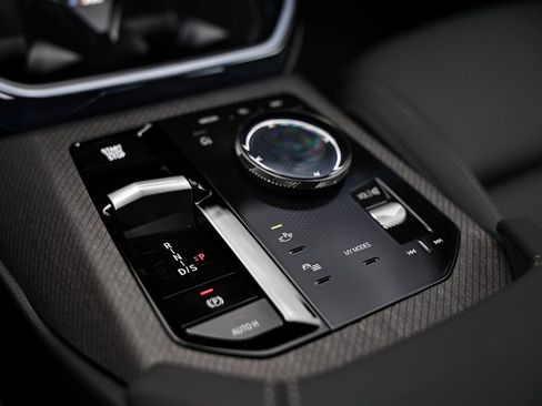 Used 2025 BMW X3 xDrive30i w/ M Sport Package image 38