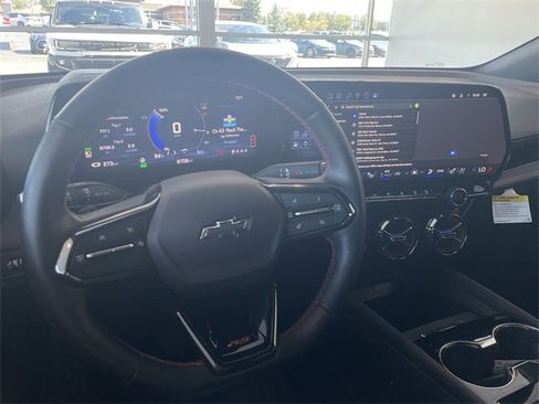 Certified 2025 Chevrolet Blazer EV RS image 18