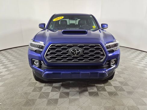 Used 2022 Toyota Tacoma TRD Sport w/ TRD Premium Sport Package RWD image 8