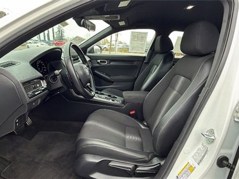 Used 2023 Honda Civic Sport image 30