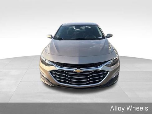 Used 2024 Chevrolet Malibu LT image 5