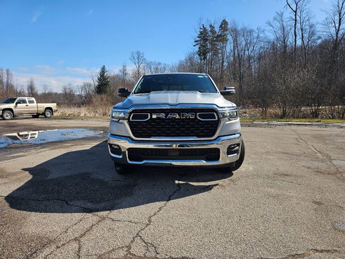 New 2026 RAM 1500 4x4 Crew Cab image 10