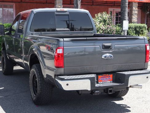 Used 2015 Ford F250 Lariat w/ Lariat Ultimate Package AWD/4WD image 6