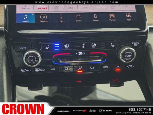 Used 2023 Jeep Grand Cherokee Summit w/ Adv Protech Group IV AWD/4WD image 34