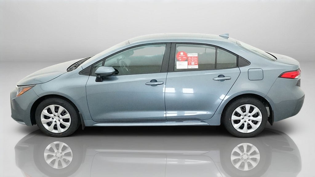 New 2027 Toyota Corolla LE FWD image 3