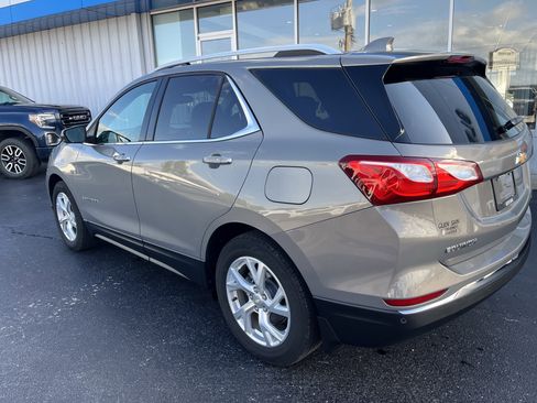 Used 2018 Chevrolet Equinox Premier image 4