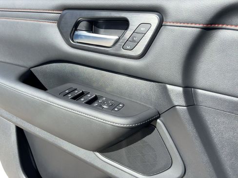 New 2026 Nissan Armada PRO-4X w/ Captain's Chari Seat Package image 12