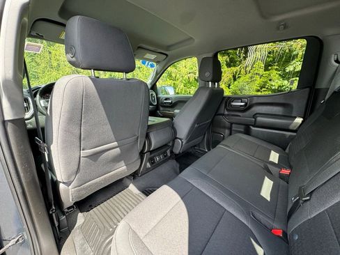 Used 2021 Chevrolet Silverado 1500 LT AWD/4WD image 11