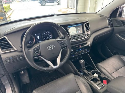 Used 2016 Hyundai Tucson Limited w/ Option Group 03 AWD/4WD image 17