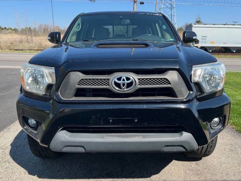 Used 2012 Toyota Tacoma 4x4 Double Cab w/ TRD Sport Pkg image 4