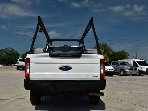 Used 2018 Ford F250 XL w/ Power Equipment Group RWD image 6