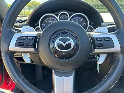 Used 2007 MAZDA MX-5 Miata Sport w/ Appearance Pkg RWD image 16