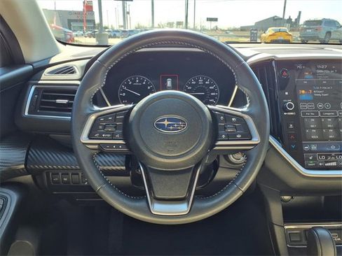 Used 2024 Subaru Ascent Premium w/ Convenience Package image 12