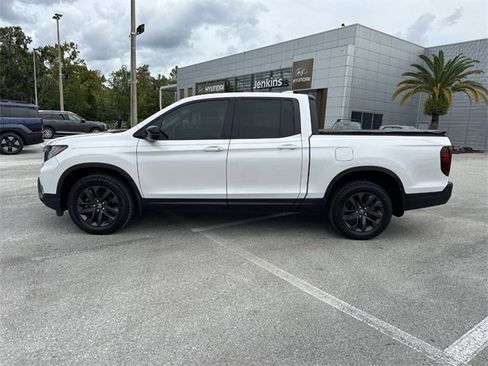 Used 2023 Honda Ridgeline Sport image 6