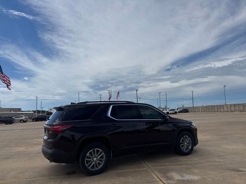 Used 2023 Chevrolet Traverse LT FWD image 22