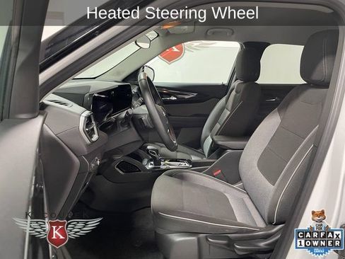 Used 2024 Chevrolet TrailBlazer LT w/ LT Cold Weather Package AWD/4WD image 12