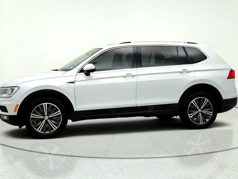 Used 2018 Volkswagen Tiguan SEL FWD image 8