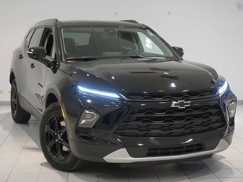 Certified 2024 Chevrolet Blazer LT w/ Midnight/Sport Edition image 4