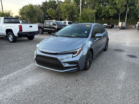 Used 2023 Toyota Corolla SE w/ SE Premium Package FWD image 1