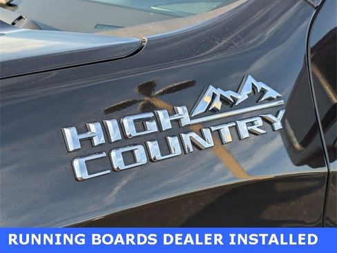 Used 2019 Chevrolet Silverado 1500 High Country w/ Technology Package image 4