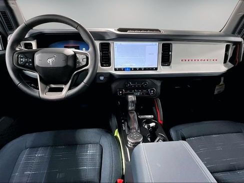 New 2026 Ford Bronco Heritage Edition AWD/4WD image 6