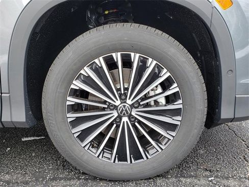 New 2025 Volkswagen Tiguan S image 12