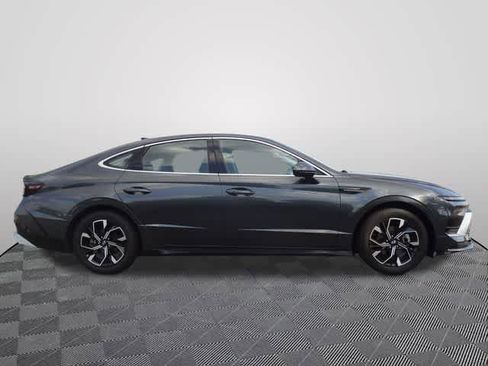 Used 2024 Hyundai Sonata SEL FWD image 4
