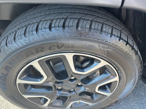 Used 2019 Jeep Compass Sport AWD/4WD image 32