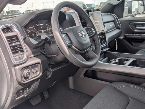 New 2026 RAM 1500 Big Horn AWD/4WD image 12
