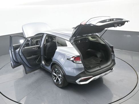 Used 2025 Kia Sportage EX image 69