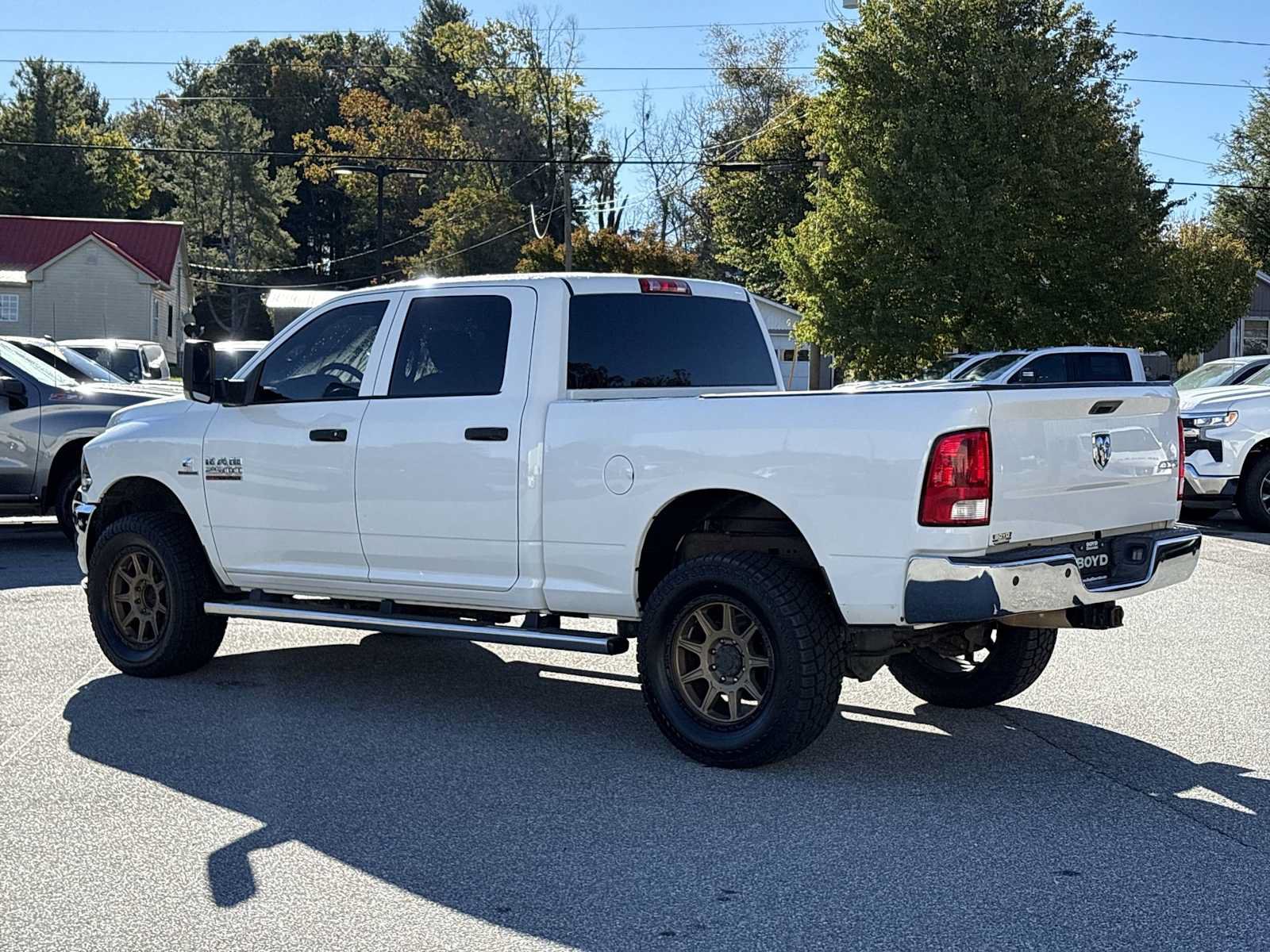 Used 2016 RAM 2500 Tradesman w/ Chrome Appearance Group AWD/4WD image 8