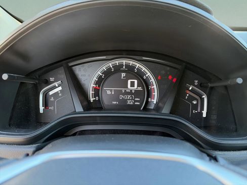 Certified 2019 Honda CR-V LX image 11