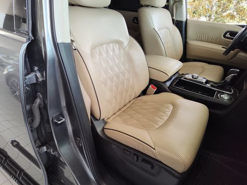 Used 2022 Nissan Armada Platinum RWD image 33