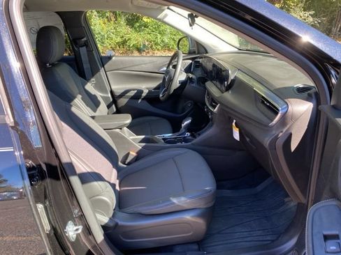 New 2026 Buick Encore GX Preferred w/ Comfort Package FWD image 34