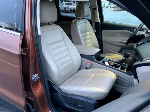 Used 2017 Ford Escape Titanium w/ Equipment Group 301A image 8