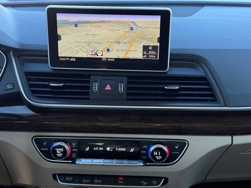 Used 2018 Audi Q5 2.0T Premium Plus w/ Premium Plus Package image 26