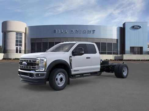 New 2026 Ford F550 4x4 Supercab Super Duty image 2