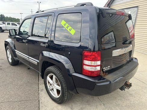 Used 2011 Jeep Liberty Limited Jet AWD/4WD image 7