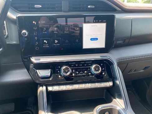 New 2025 GMC Sierra 2500 Denali w/ Denali Reserve Package image 21