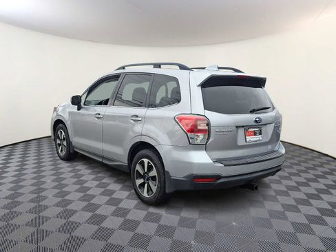 Used 2018 Subaru Forester 2.5i Limited w/ Popular Package #3B image 7