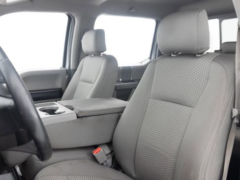 Used 2016 Ford F150 XLT w/ Equipment Group 302A Luxury AWD/4WD image 29