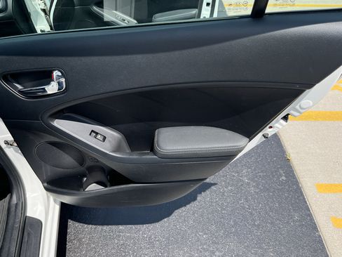 Used 2017 Kia Forte S w/ S Premium Package FWD image 48