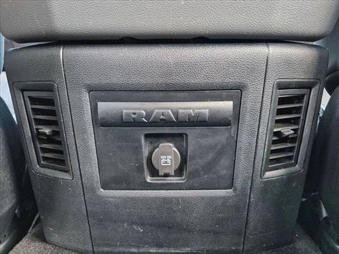 Used 2017 RAM 1500 Big Horn AWD/4WD image 25